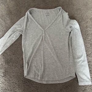 American Eagle Outfitters Gray Fitted Cut Out Blouse